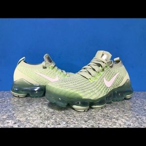 Nike VaporMax Flyknit 3 in Aura Jade